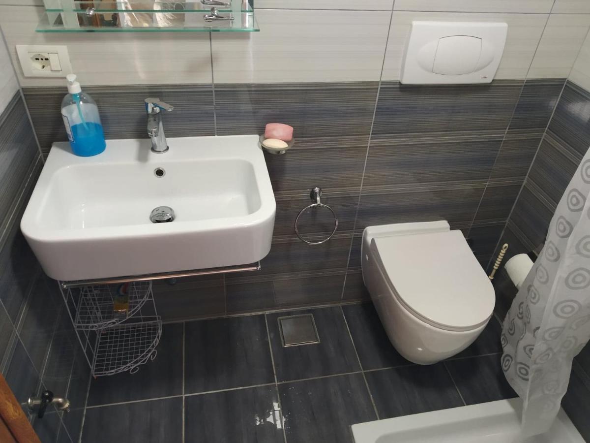 Guesthouse Shtini Fshat Eksteriør billede